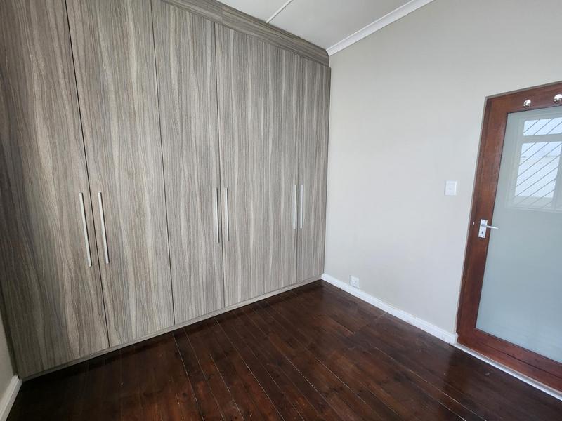 2 Bedroom Property for Sale in Walmer Estate Western Cape
